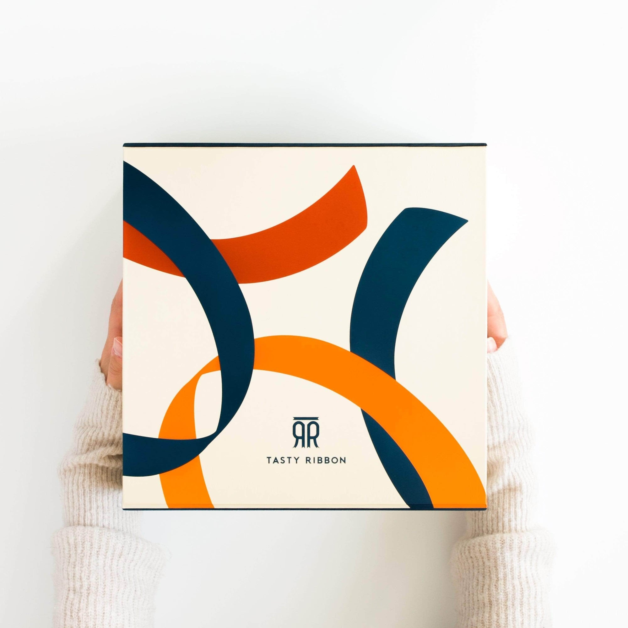 Custom Bundle Medium Box Create Your Own Premium Food Gift Box | Tasty Ribbon | Gourmet Food 
